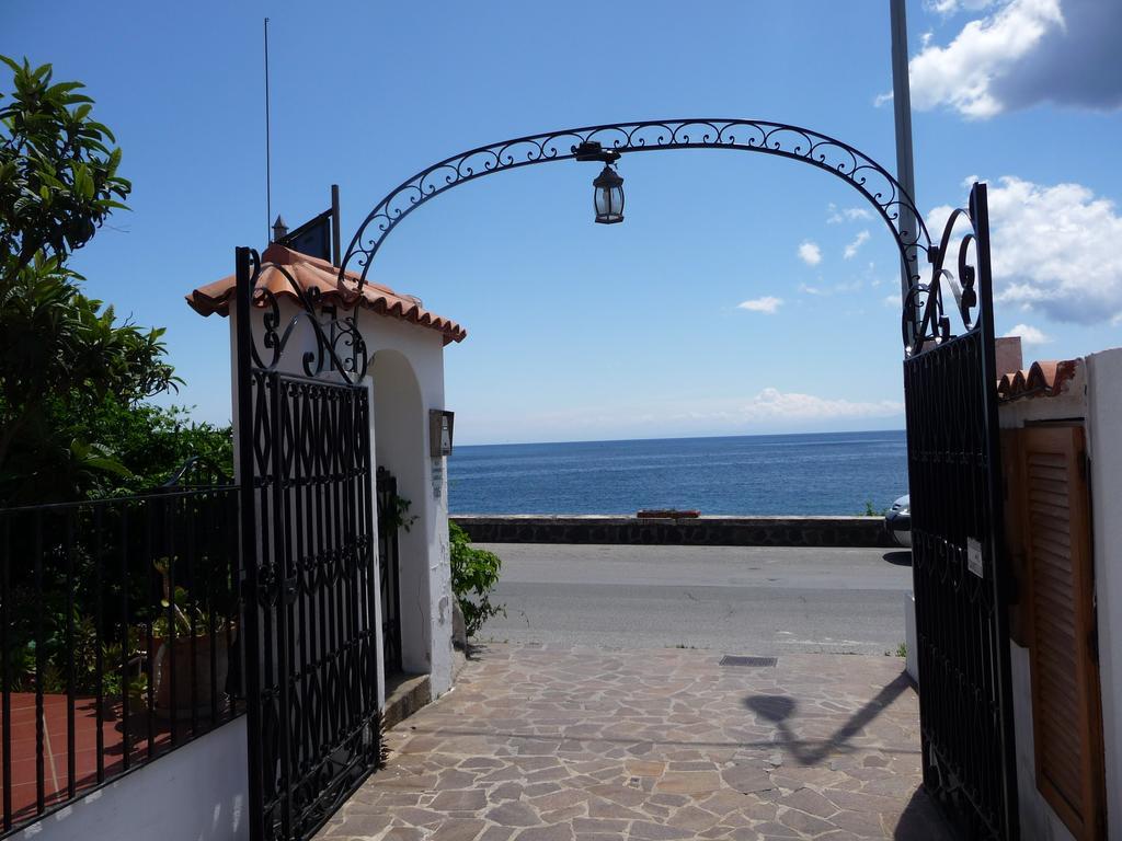 Le Terrazze Hotel Lipari  Exterior photo